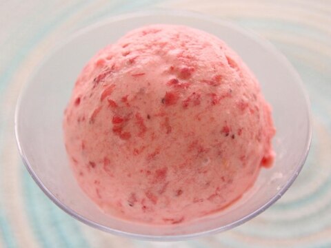 手作りいちごアイス